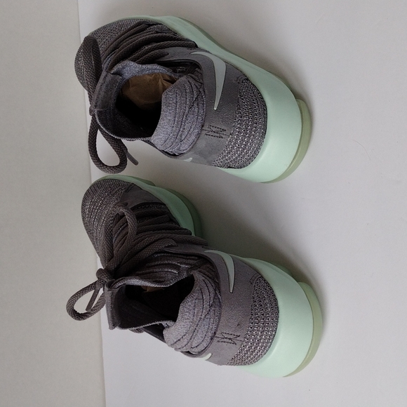 Nike KD 10Cool Grey Igloo GS 7.5 - Picture 4 of 9